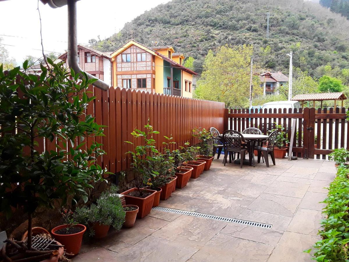 La Fragua De La Vega Estudios Luaran gambar